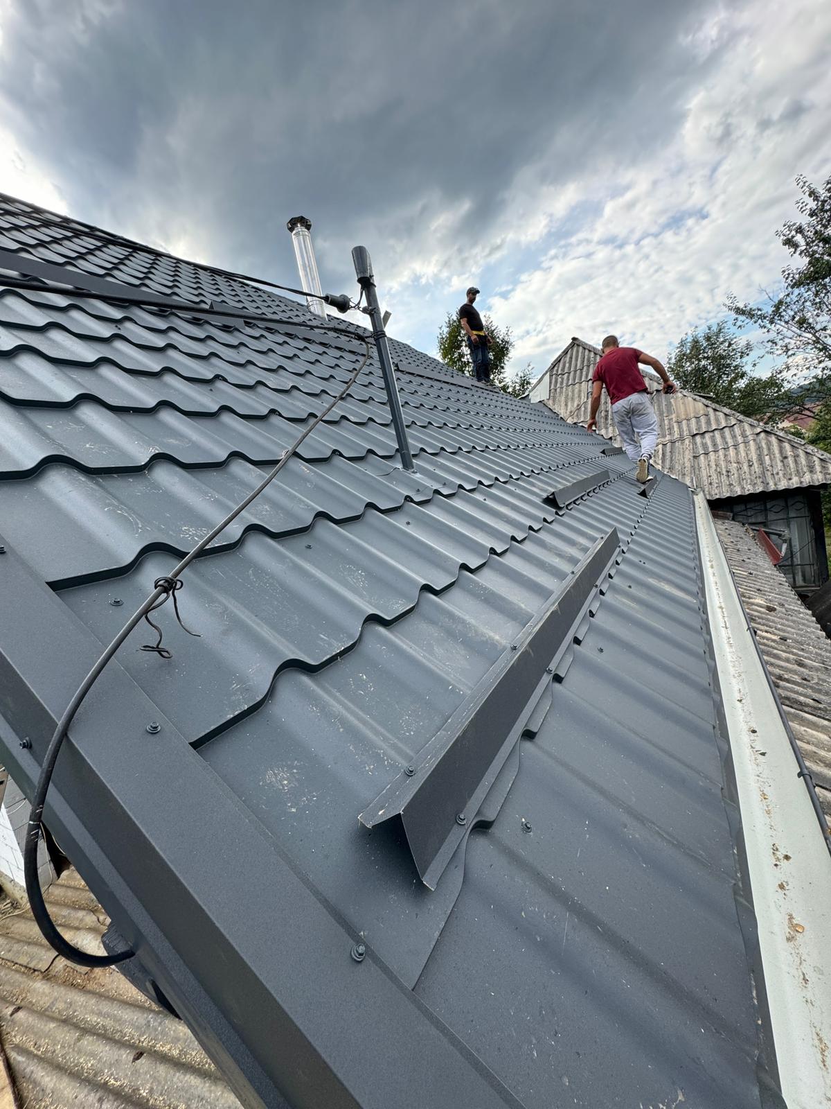 PARAZAPEZI ACOPERIȘ